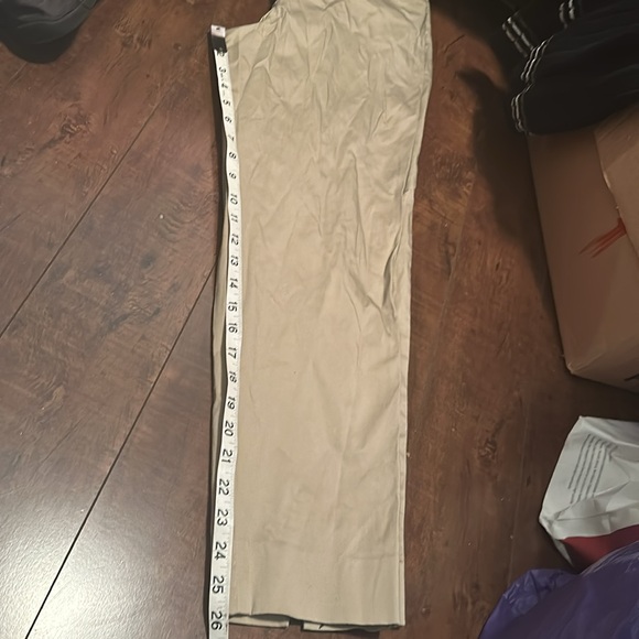 Jones New York Capri Pants - Picture 9 of 9